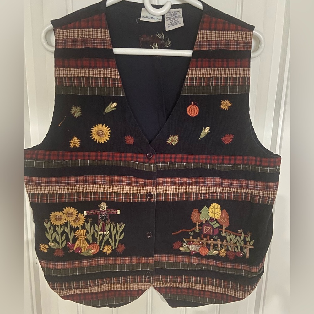 Bobbie Brooks vintage Dark Navy Embroidered Vest size 12/14